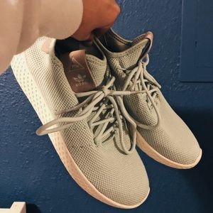 Adidas Pharrell Williams Tennis Hu QT Racer Blue.